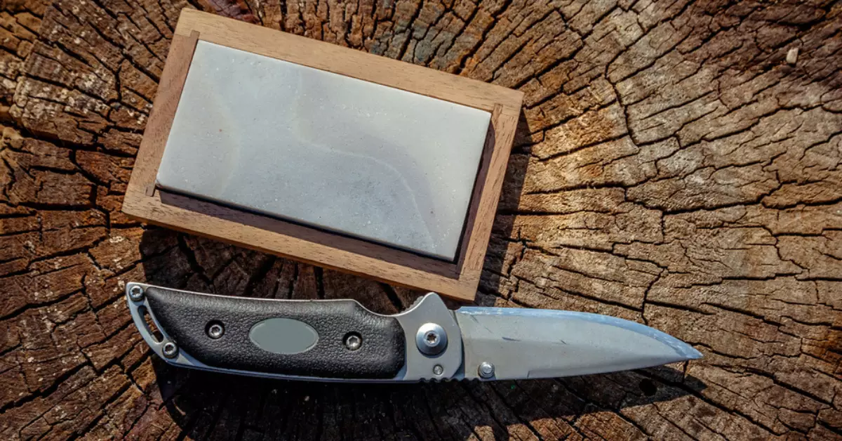 Arkansas Whetstone Vs Japanese Waterstone