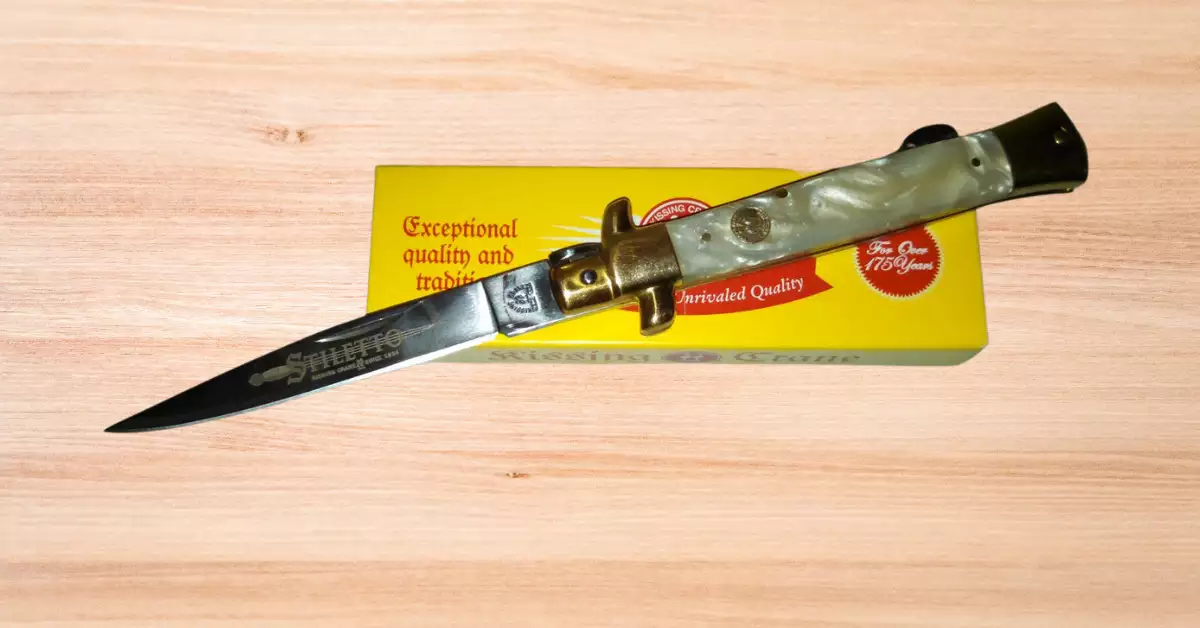 Kissing Crane Knife